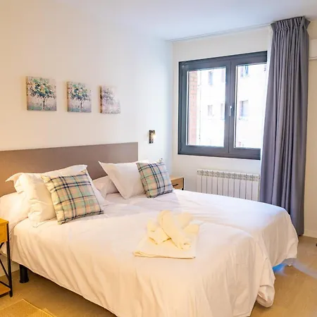 Centro By Renthas Apartment *
