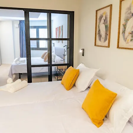 Centro By Renthas Apartment *